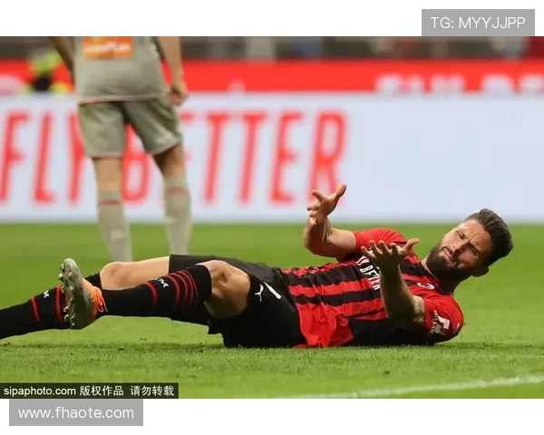 莱奥拥抱迈尼昂传递特别支持